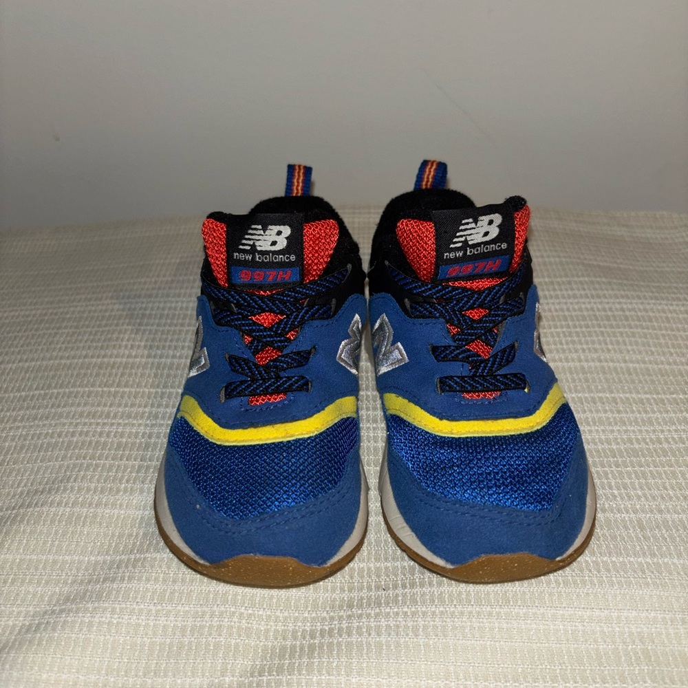 New Balance Toddler sz 7